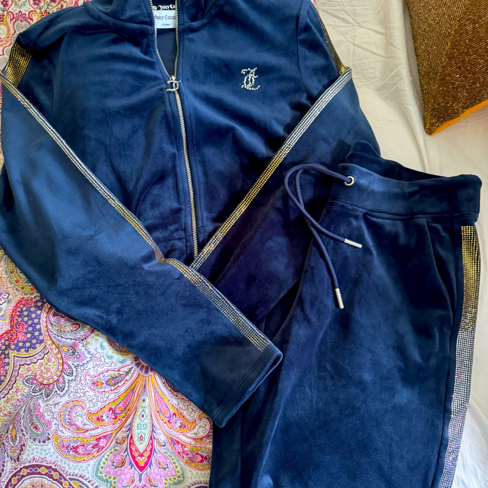 Juicy Couture Velour Sweatsuit